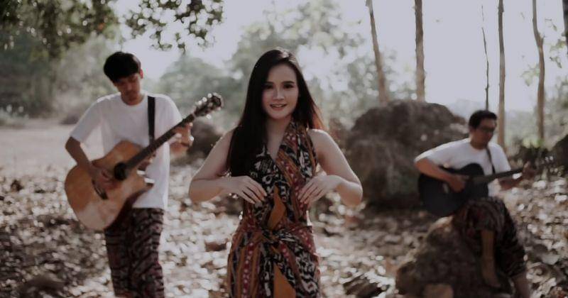 Youtube.com/SoegiBornean